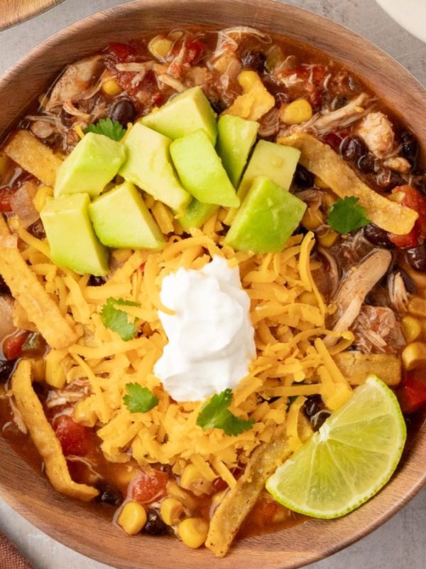 Slow Cooker Chicken Tortilla Soup