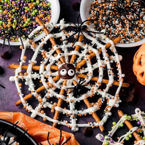 Pretzel Spider Webs by Tessie's Table.