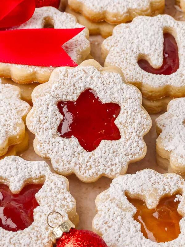 Linzer Cookies