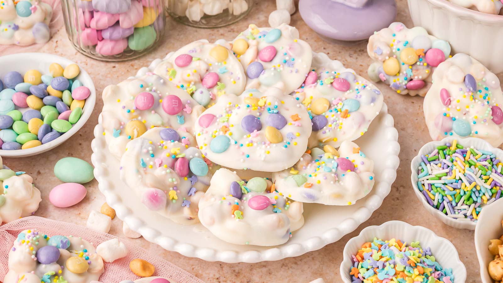 Crockpot Easter Candy Clusters