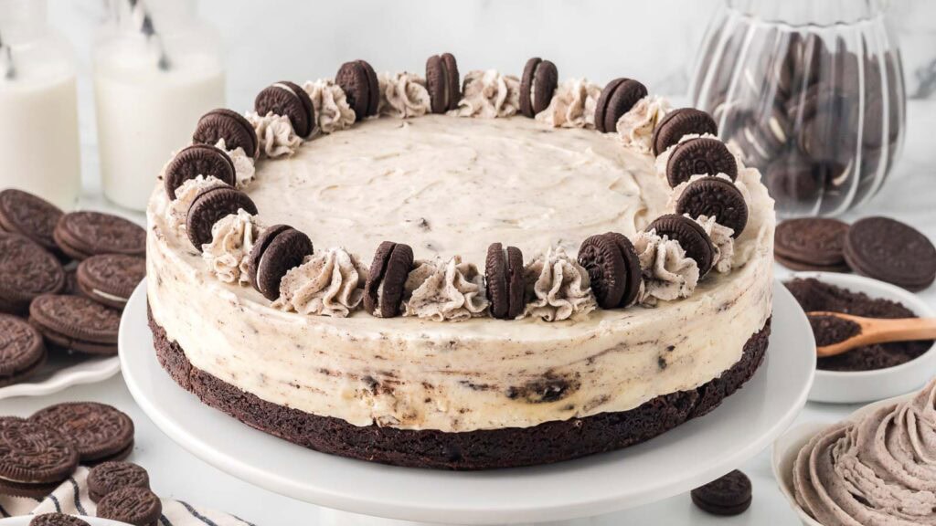 Oreo Cheesecake By Tessies Table.