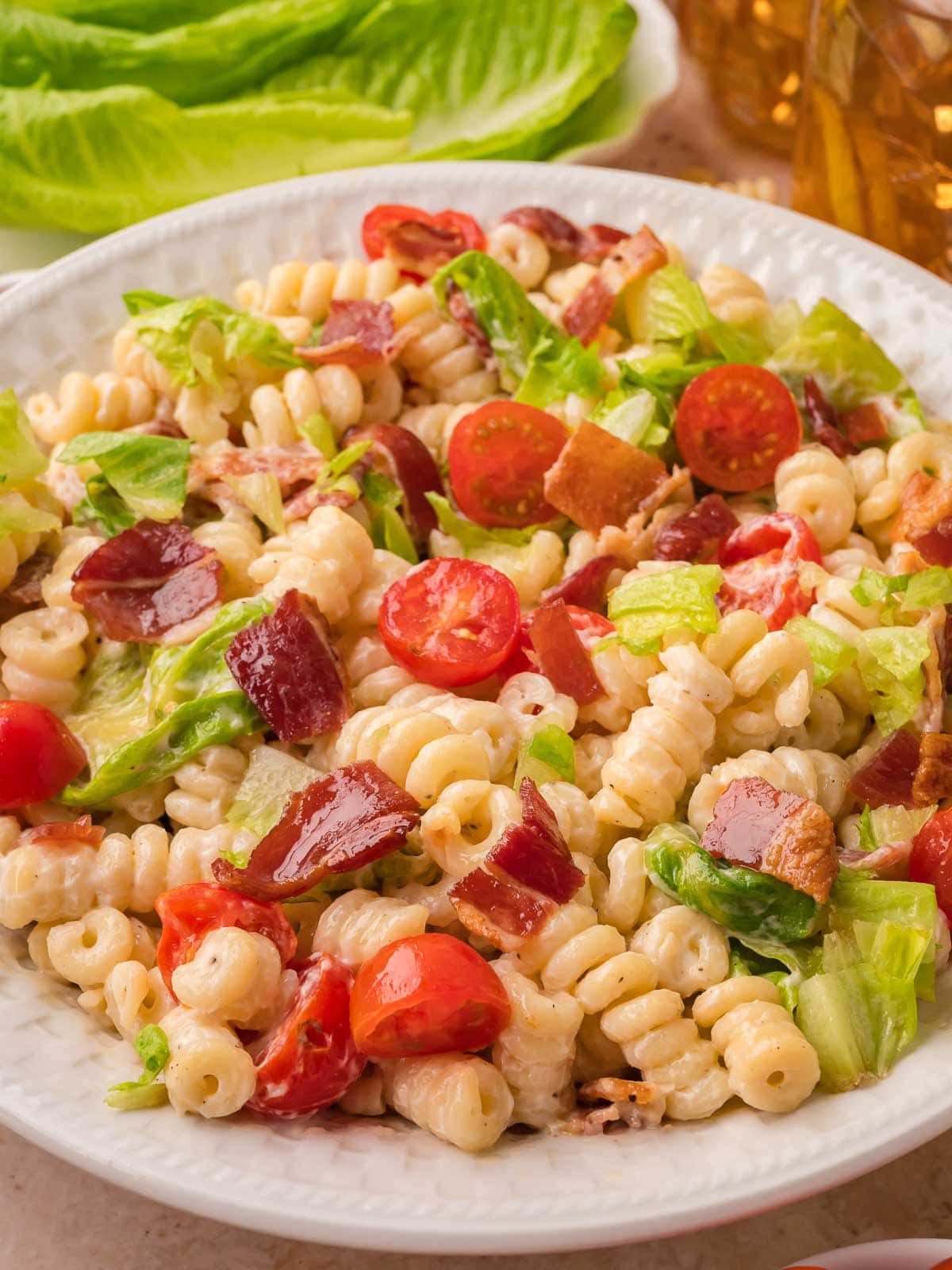 BLT pasta salad made with crispy bacon, romaine lettuce, and creamy dressing.
