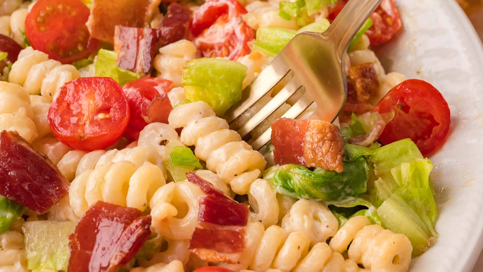 BLT Pasta Salad By Tessies Table.