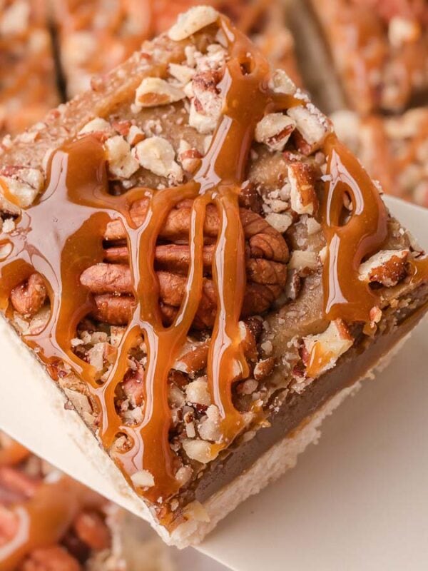 Salted Caramel Pecan Bars